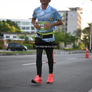 Runner Photo 1532396
