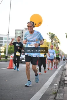 Runner Photo 1532428
