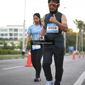 Runner Photo 1532905