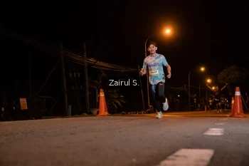 Runner Photo 1533398