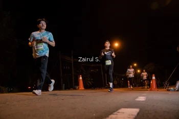 Runner Photo 1533716