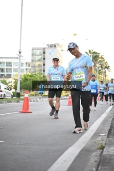 Runner Photo 1533842