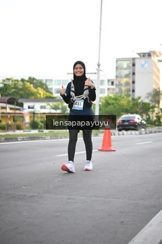 Runner Photo 1533850