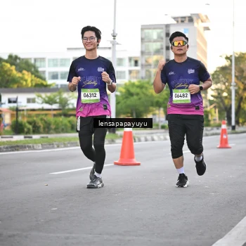 Runner Photo 1533980