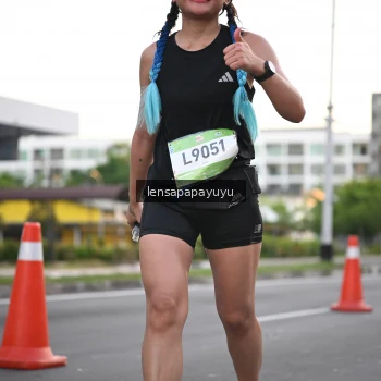 Runner Photo 1533982