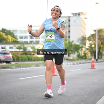 Runner Photo 1533990