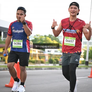 Runner Photo 1534073