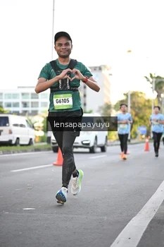 Runner Photo 1534108