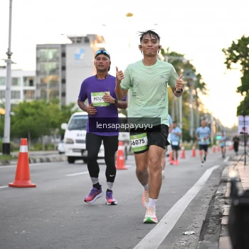 Runner Photo 1534143