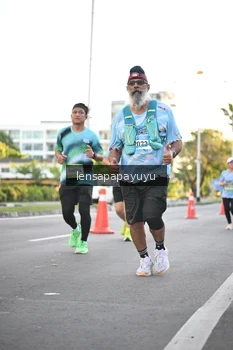 Runner Photo 1534185