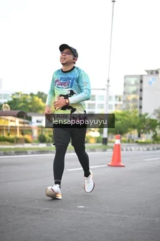 Runner Photo 1534235