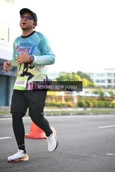 Runner Photo 1534240