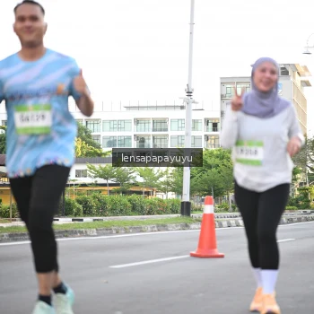 Runner Photo 1534285