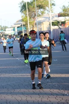 Runner Photo 1534363