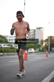 Runner Photo 1534449