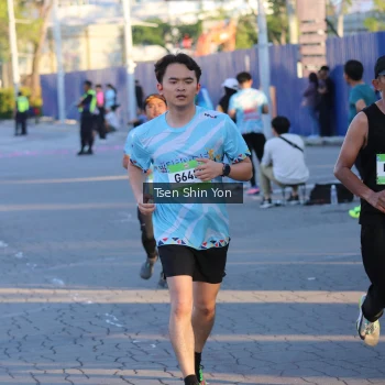 Runner Photo 1534453