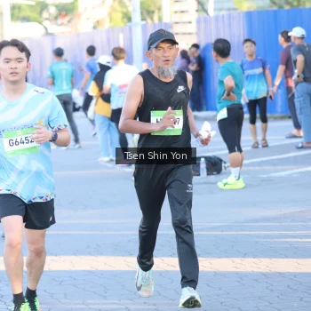 Runner Photo 1534454