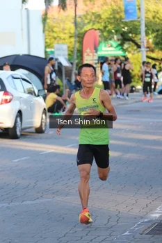 Runner Photo 1534503