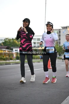 Runner Photo 1534676