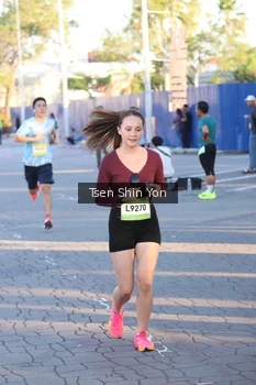 Runner Photo 1534679