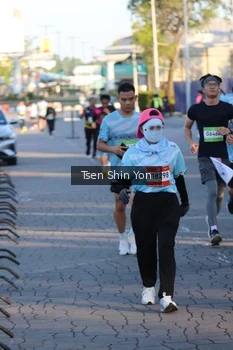 Runner Photo 1534786