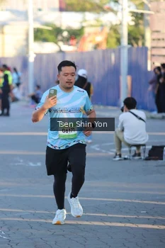 Runner Photo 1535054