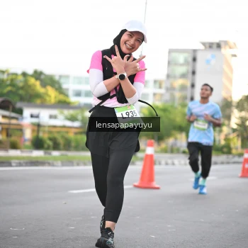 Runner Photo 1535416