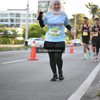 Runner Photo 1535600