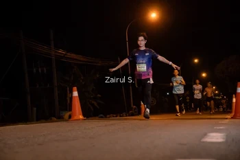 Runner Photo 1535610