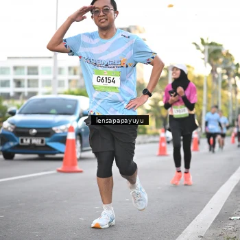 Runner Photo 1535677