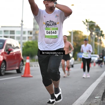 Runner Photo 1535680
