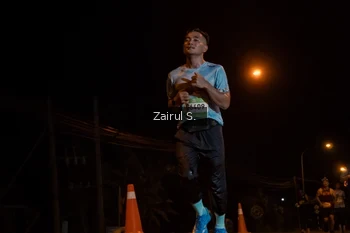 Runner Photo 1535789