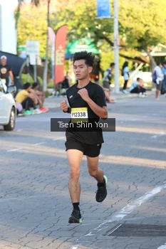 Runner Photo 1535911