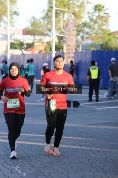 Runner Photo 1536086