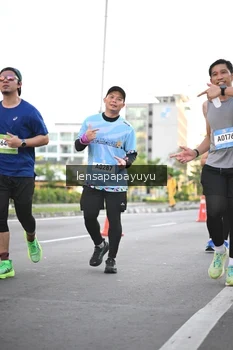 Runner Photo 1536152