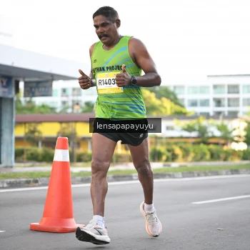 Runner Photo 1536214