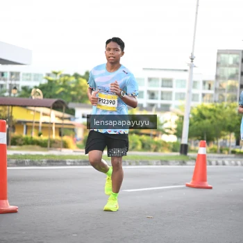 Runner Photo 1536260