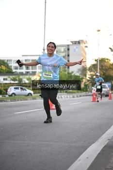 Runner Photo 1536333