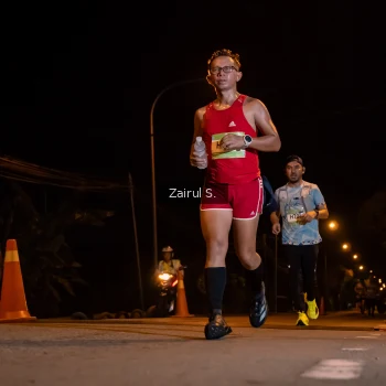 Runner Photo 1536600