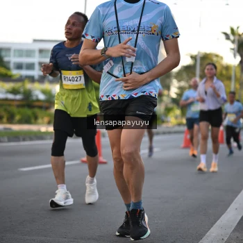 Runner Photo 1536628