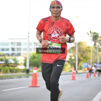 Runner Photo 1536629