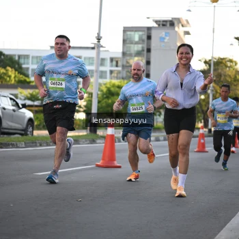 Runner Photo 1536654