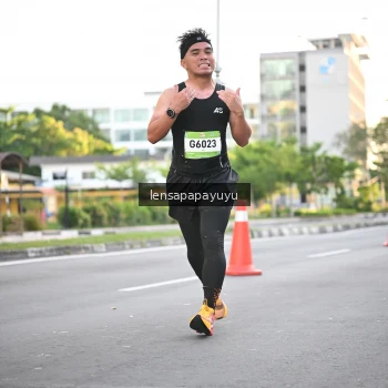 Runner Photo 1536679