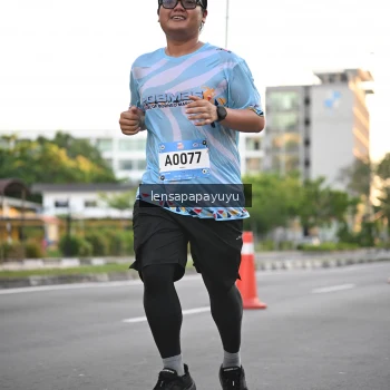 Runner Photo 1536725