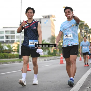 Runner Photo 1536765