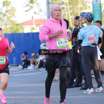 Runner Photo 1536770
