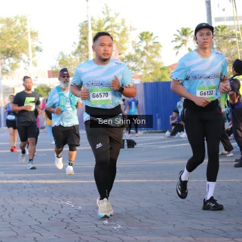 Runner Photo 1536806
