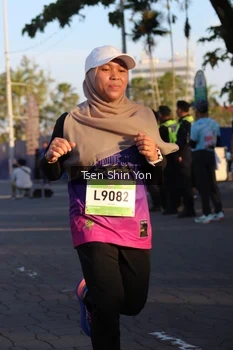 Runner Photo 1536944