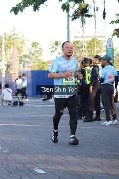 Runner Photo 1536957
