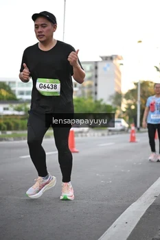Runner Photo 1536996